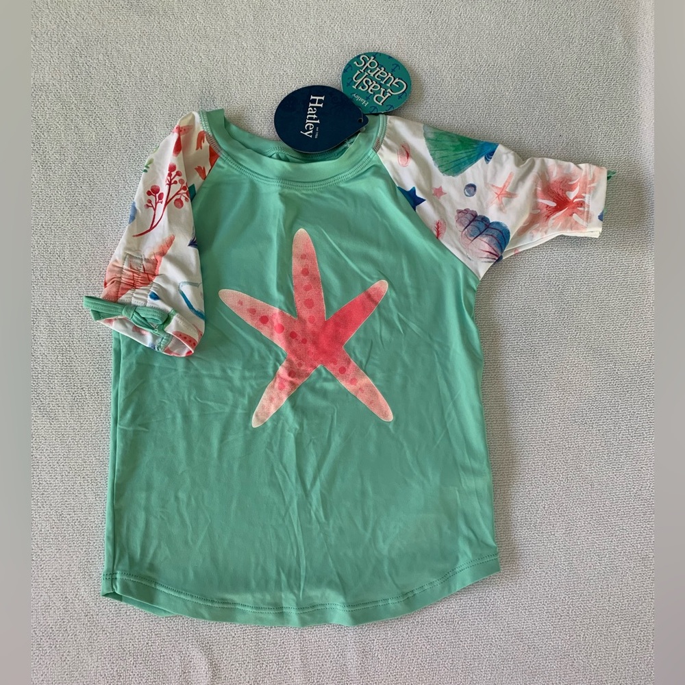 HATLEY NWT girls RASH GUARD ONLY  OCEAN TREASURES. starfish/sea life design Sz 4